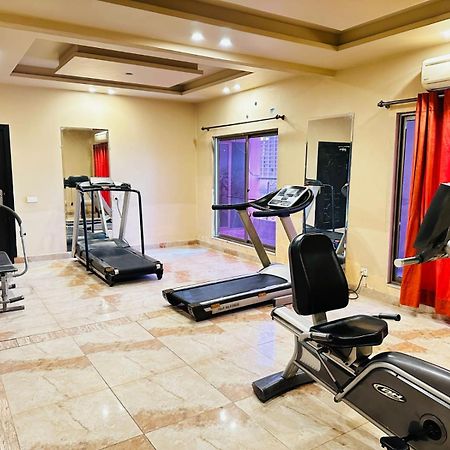 Grand Regent Hotel And Suites Faysalabad Dış mekan fotoğraf