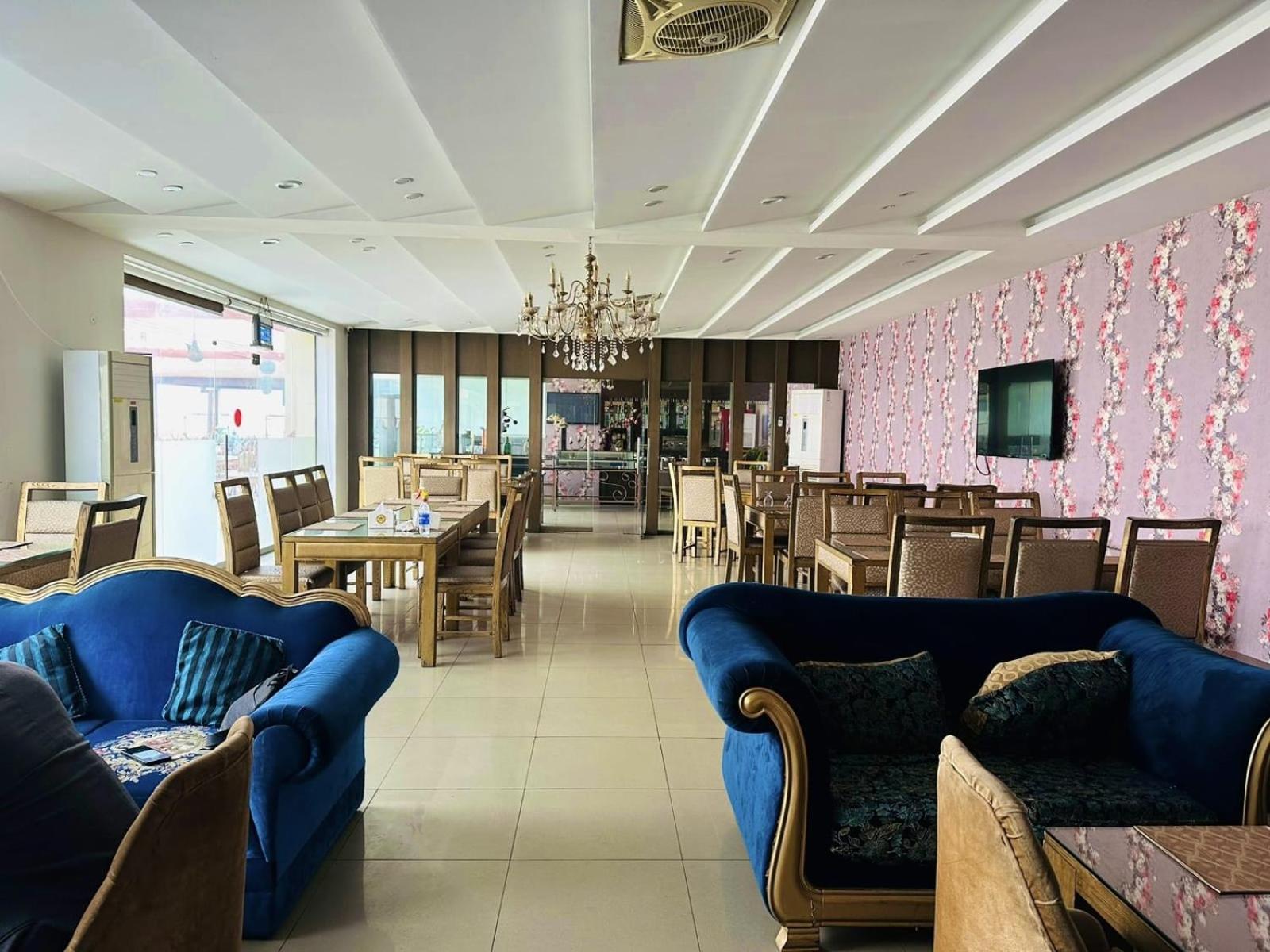 Grand Regent Hotel And Suites Faysalabad Dış mekan fotoğraf